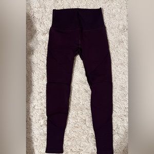 Alphalete Leggings - Size S